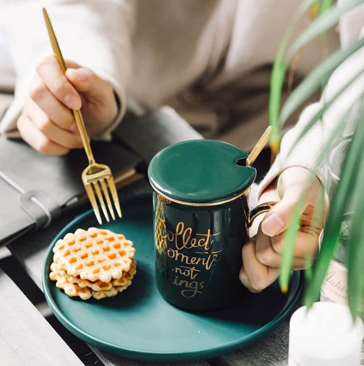 Luxury Porcelain Mug with Gold Handle and Spoon, 350ml — view 6
